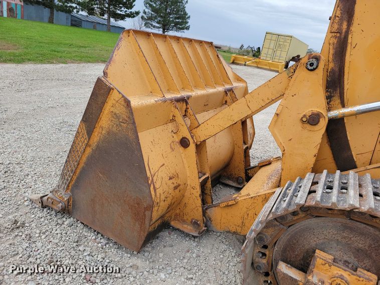 image for item EA2689 1988 Case 1155E track loader