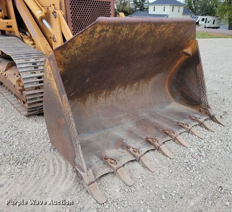 image for item EA2689 1988 Case 1155E track loader