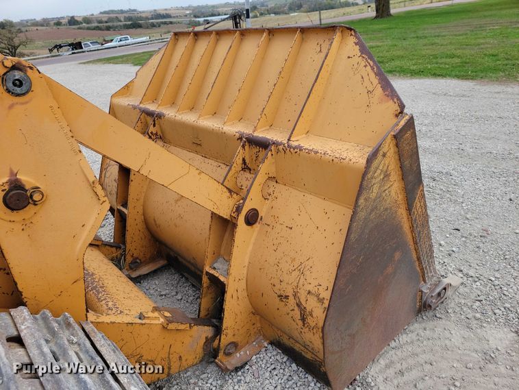 image for item EA2689 1988 Case 1155E track loader