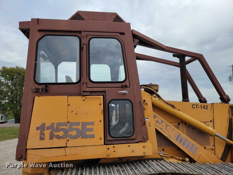 image for item EA2689 1988 Case 1155E track loader