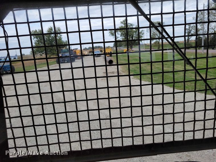 image for item EA2689 1988 Case 1155E track loader