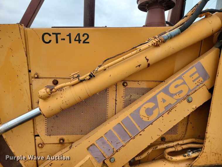 image for item EA2689 1988 Case 1155E track loader