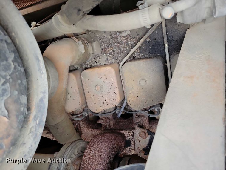 image for item EA2689 1988 Case 1155E track loader