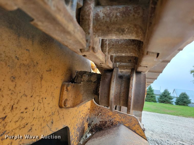 image for item EA2689 1988 Case 1155E track loader