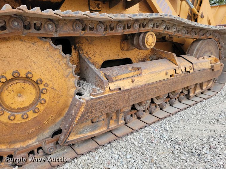 image for item EA2689 1988 Case 1155E track loader