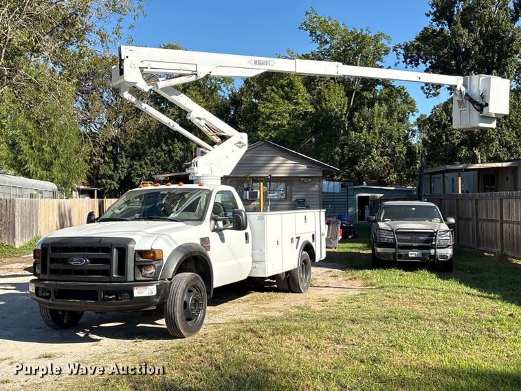 image for item EA6990 2008 Ford F550 Super Duty bucket truck