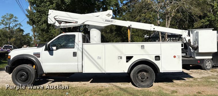 image for item EA6990 2008 Ford F550 Super Duty bucket truck