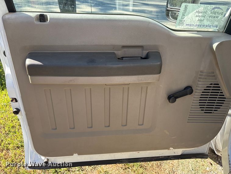 image for item EA6990 2008 Ford F550 Super Duty bucket truck