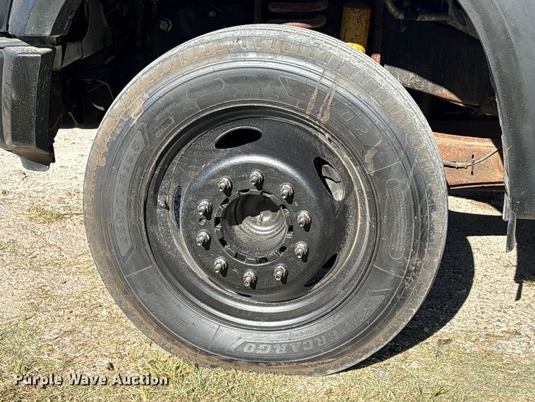 image for item EA6990 2008 Ford F550 Super Duty bucket truck