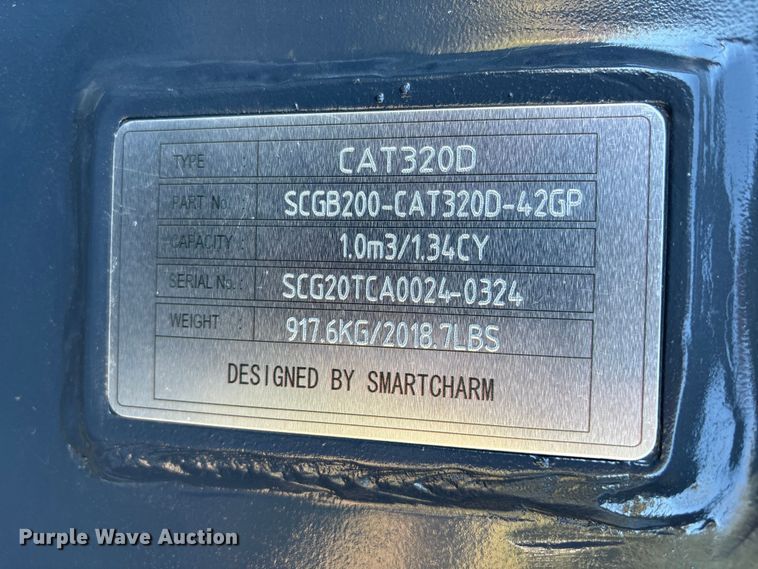 image for item EA7017 Smart Charm SCGB200-CAT320D-42gp excavator bucket