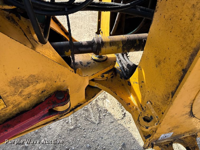 image for item EA7018 2006 Volvo L70E wheel loader