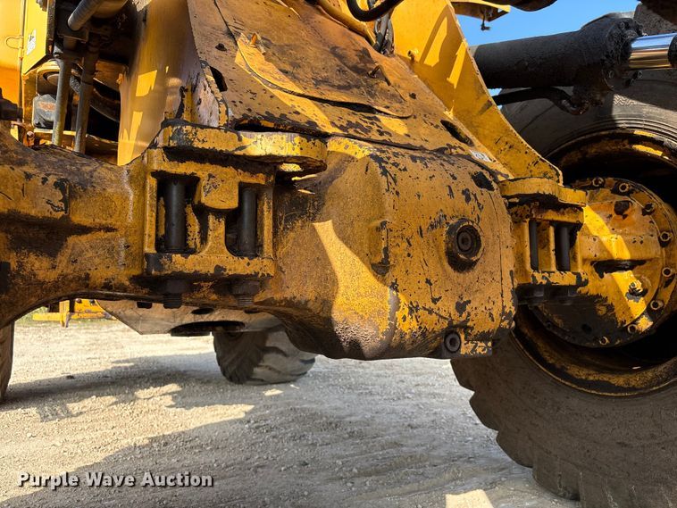 image for item EA7018 2006 Volvo L70E wheel loader