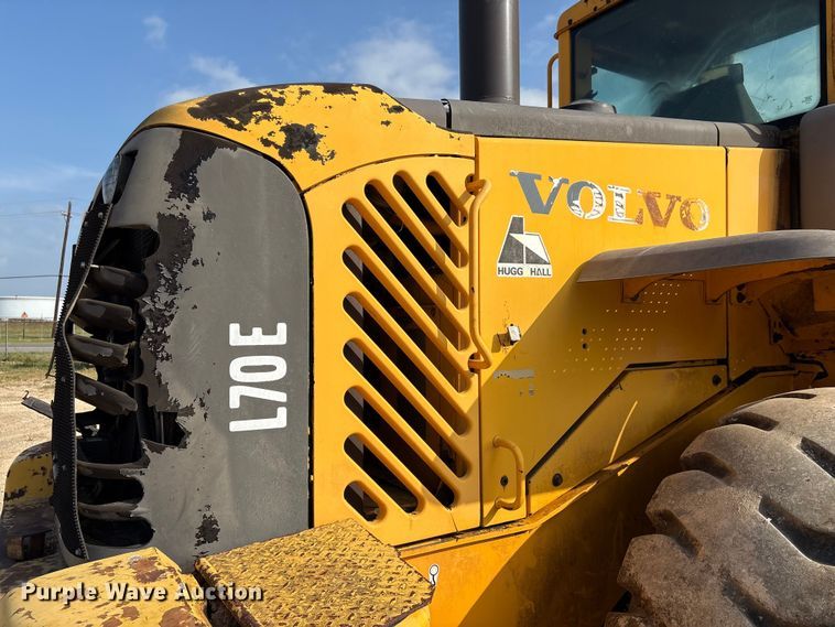 image for item EA7018 2006 Volvo L70E wheel loader