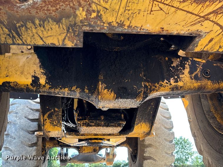 image for item EA7018 2006 Volvo L70E wheel loader