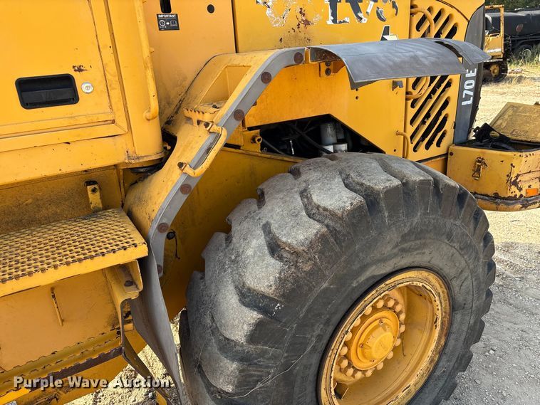 image for item EA7018 2006 Volvo L70E wheel loader