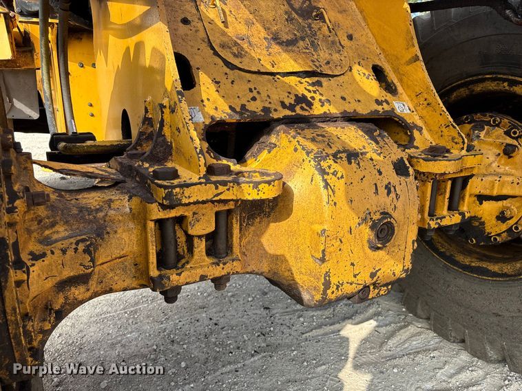 image for item EA7018 2006 Volvo L70E wheel loader