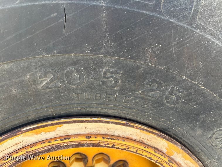 image for item EA7018 2006 Volvo L70E wheel loader