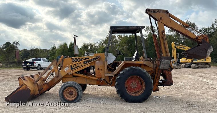 image for item EA7020 1978 Case 580C backhoe