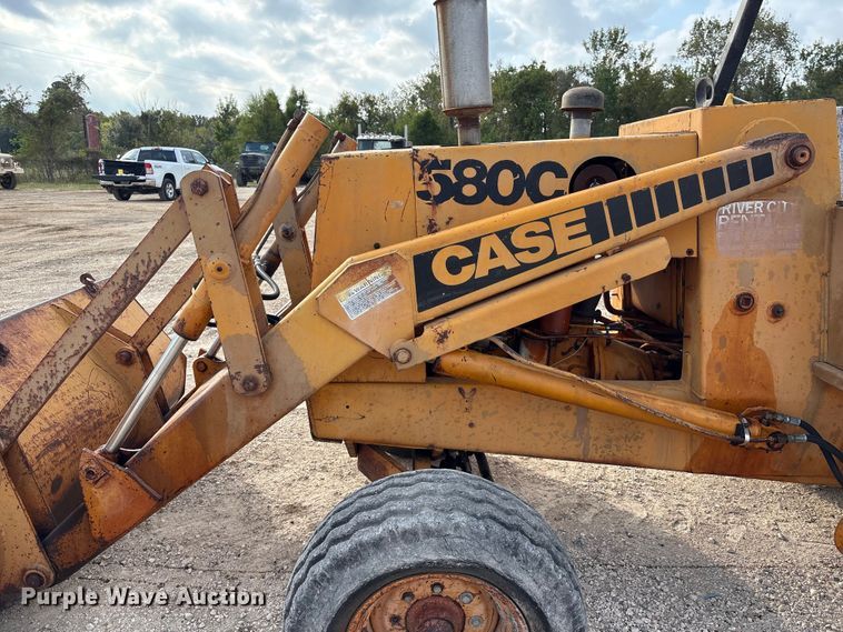 image for item EA7020 1978 Case 580C backhoe