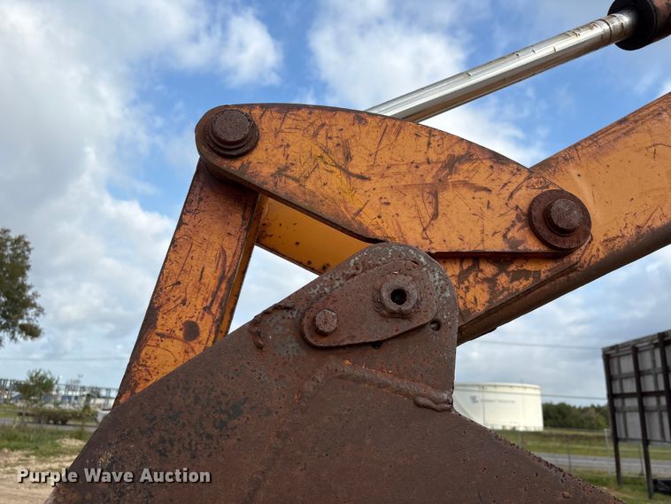 image for item EA7020 1978 Case 580C backhoe