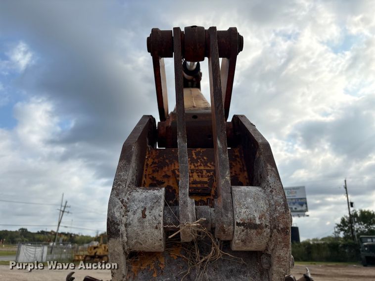 image for item EA7020 1978 Case 580C backhoe