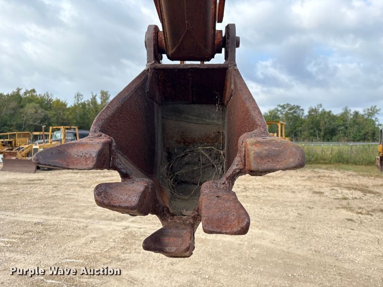 image for item EA7020 1978 Case 580C backhoe