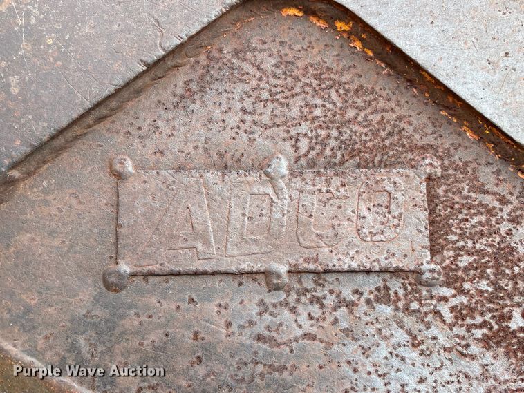 image for item EA7020 1978 Case 580C backhoe