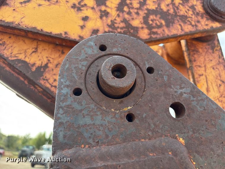 image for item EA7020 1978 Case 580C backhoe