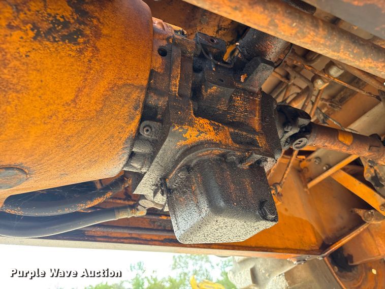 image for item EA7020 1978 Case 580C backhoe
