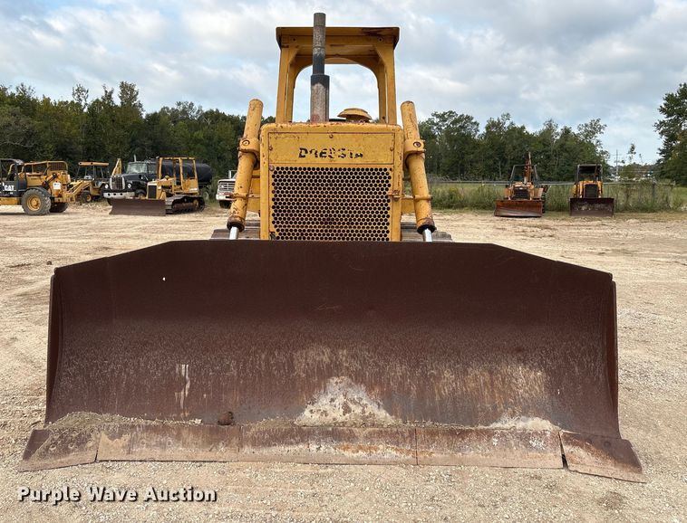 image for item EA7021 Dresser TD15E dozer