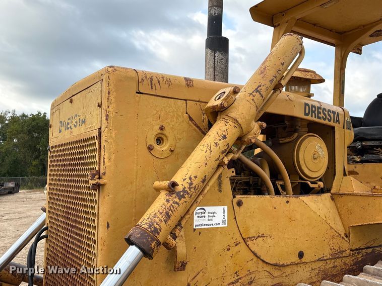 image for item EA7021 Dresser TD15E dozer
