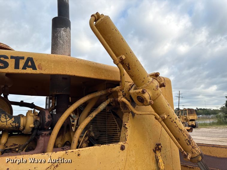 image for item EA7021 Dresser TD15E dozer