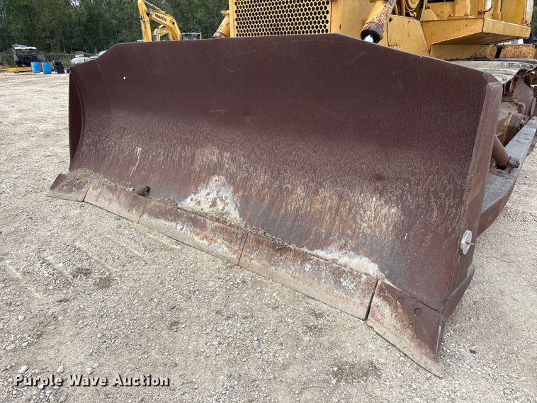 image for item EA7021 Dresser TD15E dozer