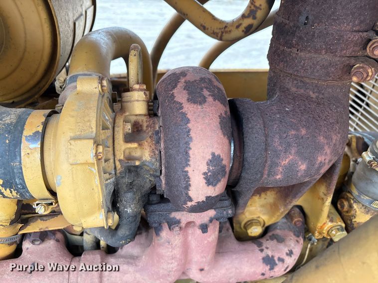 image for item EA7021 Dresser TD15E dozer