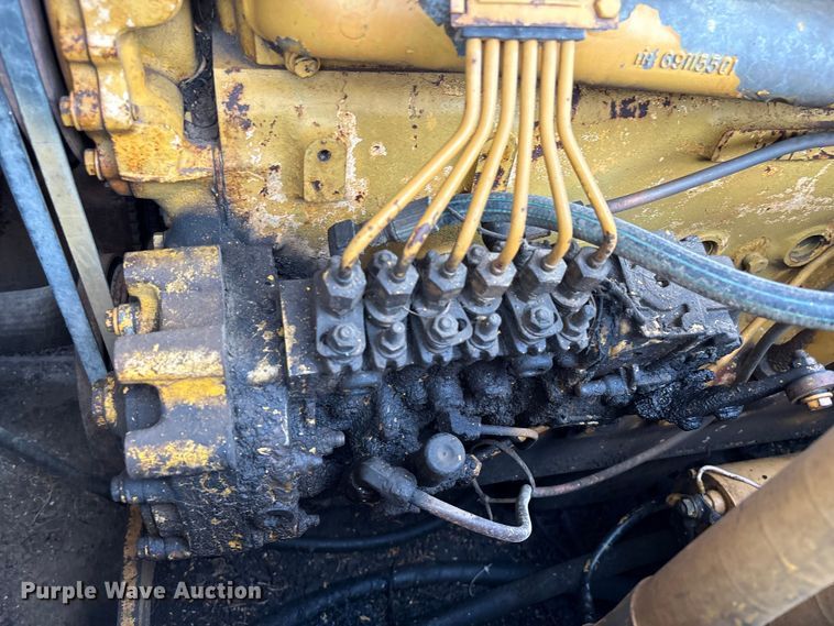 image for item EA7021 Dresser TD15E dozer