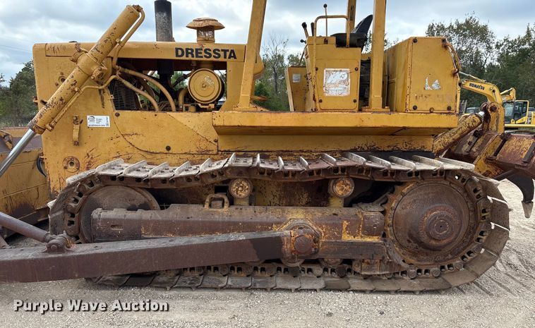 image for item EA7021 Dresser TD15E dozer