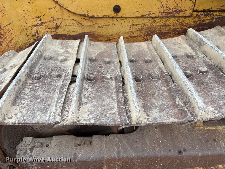 image for item EA7021 Dresser TD15E dozer