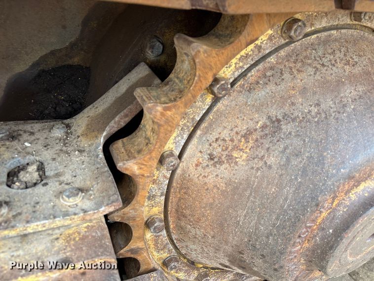 image for item EA7021 Dresser TD15E dozer