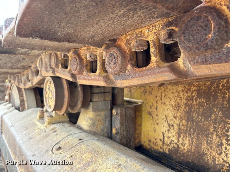 image for item EA7021 Dresser TD15E dozer