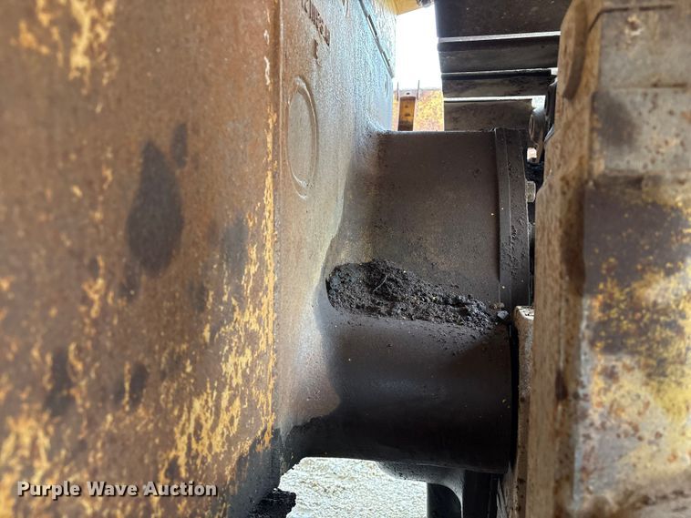 image for item EA7021 Dresser TD15E dozer