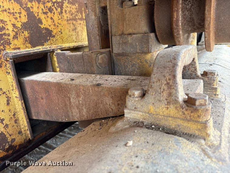 image for item EA7021 Dresser TD15E dozer