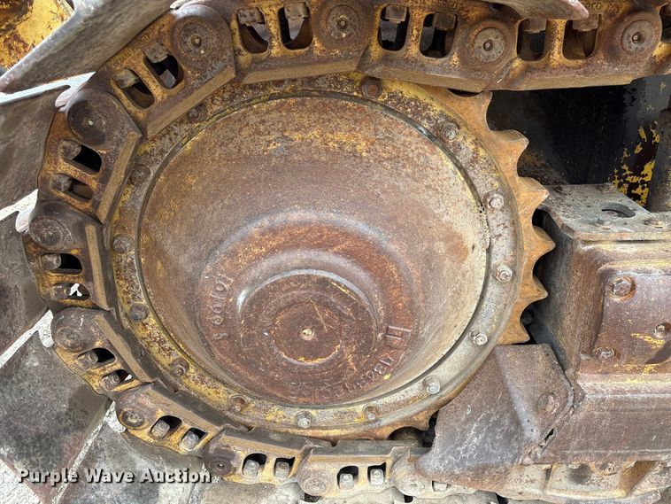 image for item EA7021 Dresser TD15E dozer