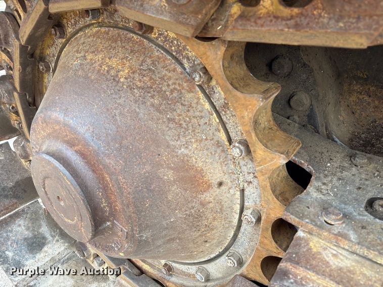 image for item EA7021 Dresser TD15E dozer