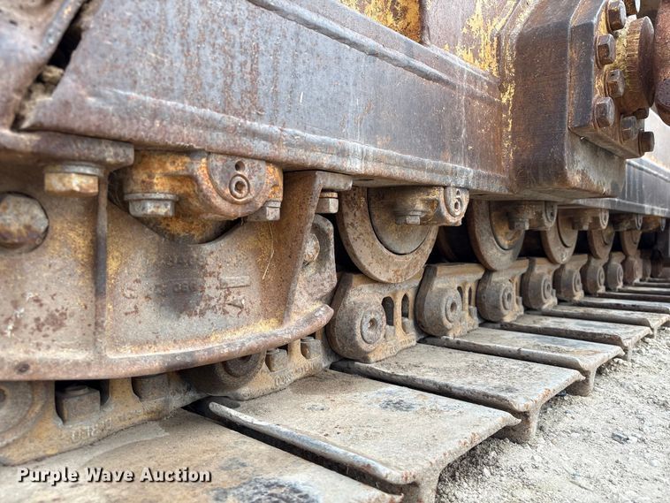 image for item EA7021 Dresser TD15E dozer