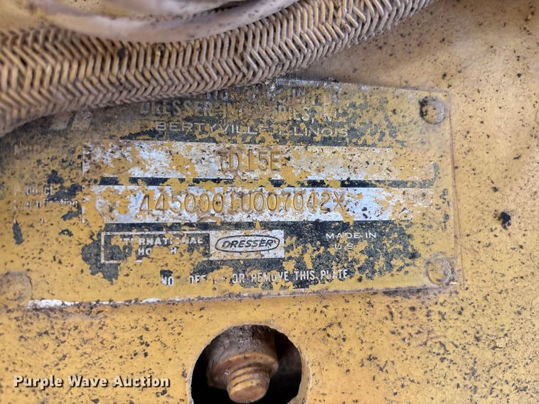 image for item EA7021 Dresser TD15E dozer