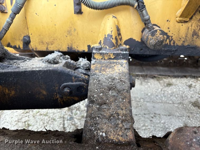 image for item EA7022 1988 Caterpillar D3C dozer