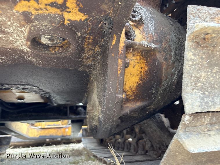 image for item EA7022 1988 Caterpillar D3C dozer