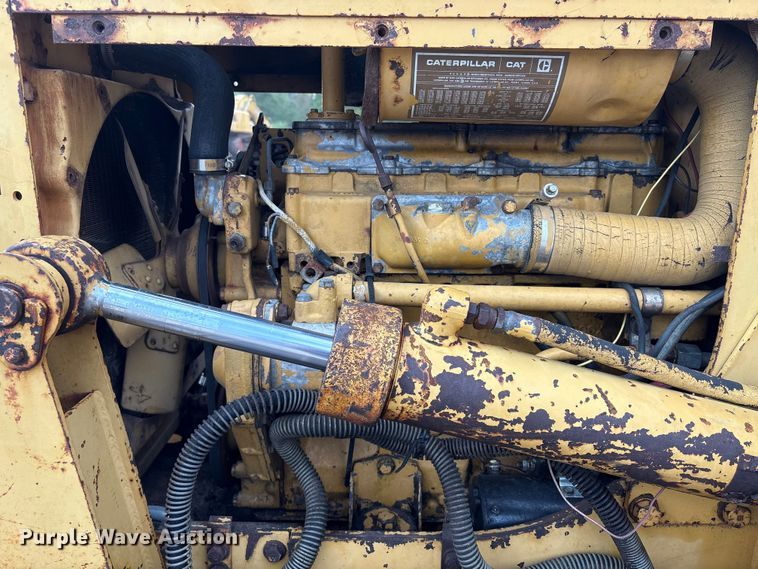 image for item EA7022 1988 Caterpillar D3C dozer