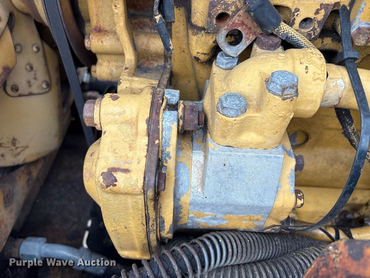 image for item EA7022 1988 Caterpillar D3C dozer