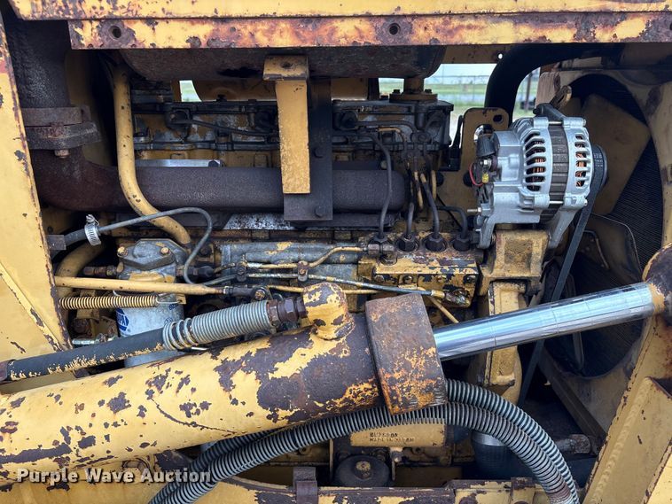 image for item EA7022 1988 Caterpillar D3C dozer